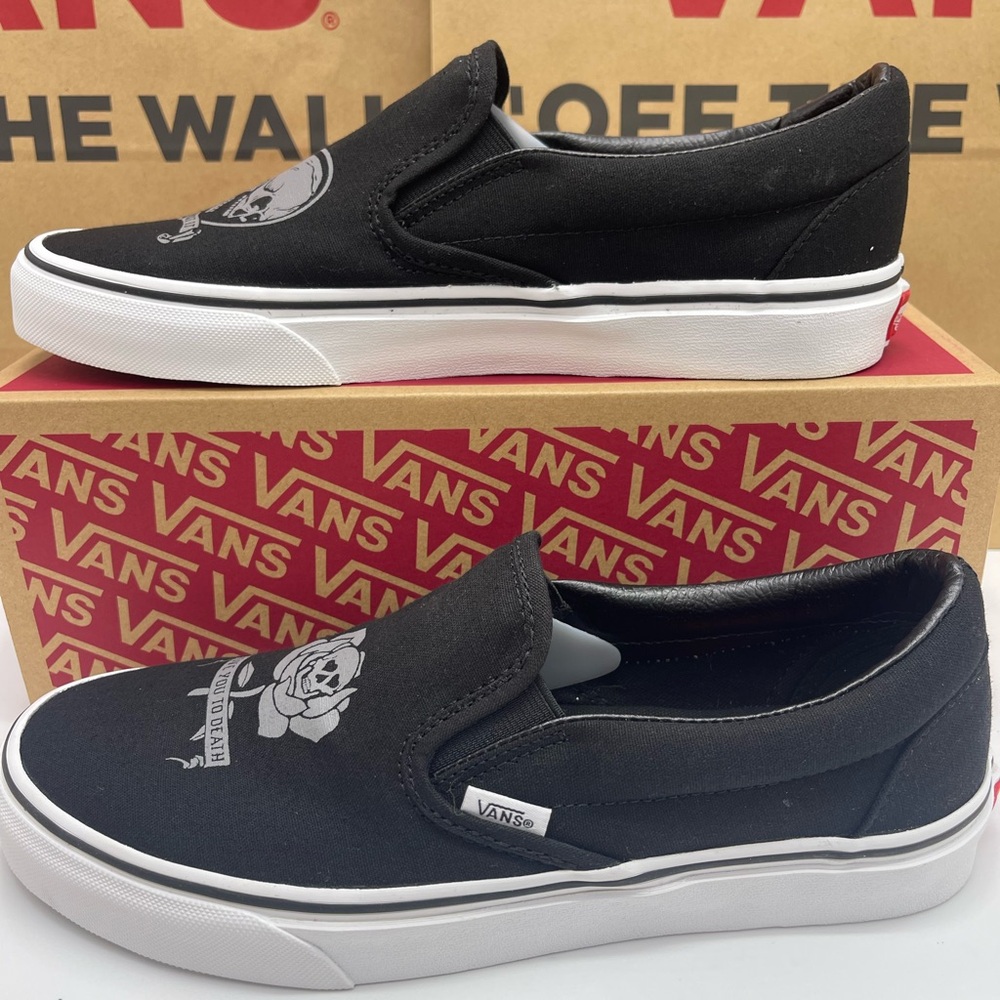 Vans Women's Classic Slip-On Love You To Death Black/ White Sneakers
VN0A5JMH6BT - Picture 2 of 16